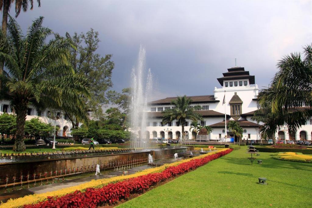 Paskal Inn Bandung Eksteriør billede